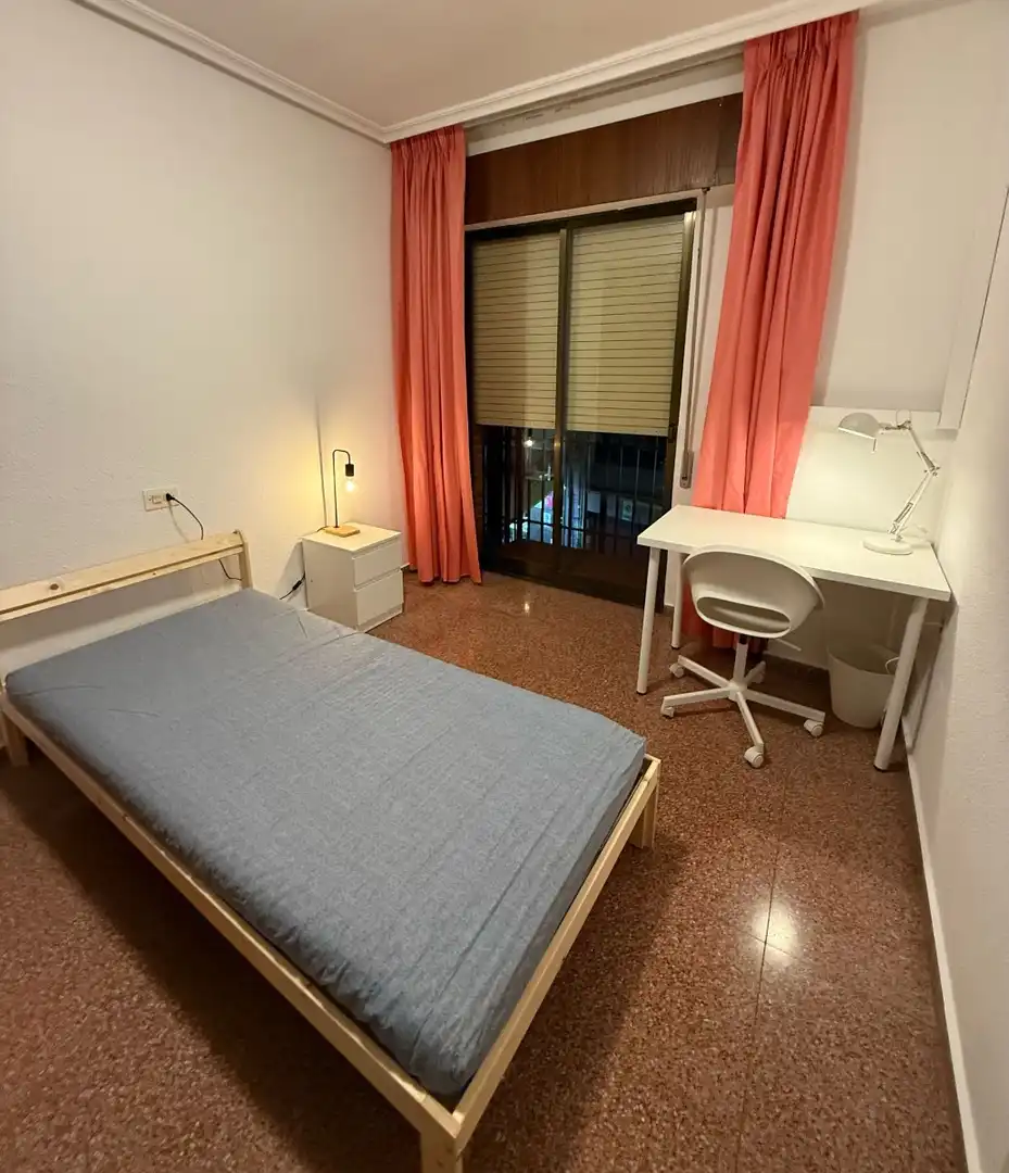 Dormitori de Apartament de lloguer en Centro