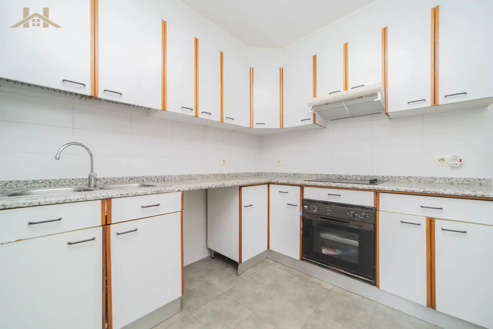 Kitchen of Attic for sale in Pozuelo de Alarcón  with Air Conditioner, Heating and Terrace