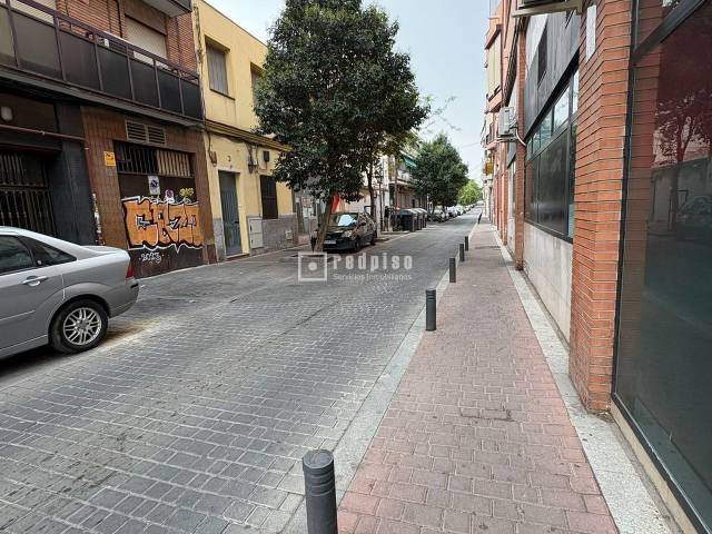Garaje en Venta en RODRÍGUEZ ESPINOSA en Palomeras Bajas