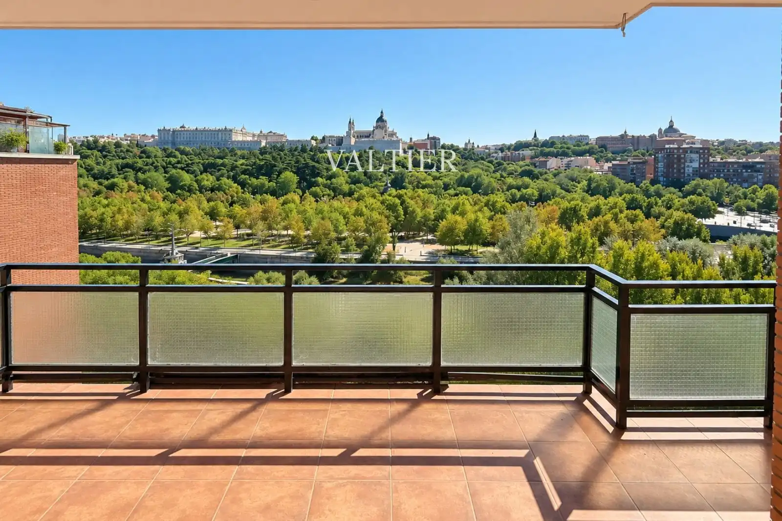 Terrasse von Wohnung zur Miete in Madrid mit Klimaanlage, Heizung und Terrasse