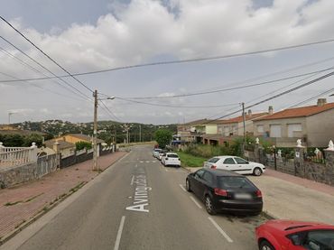 Casa aparellada en venda a C/ Selva