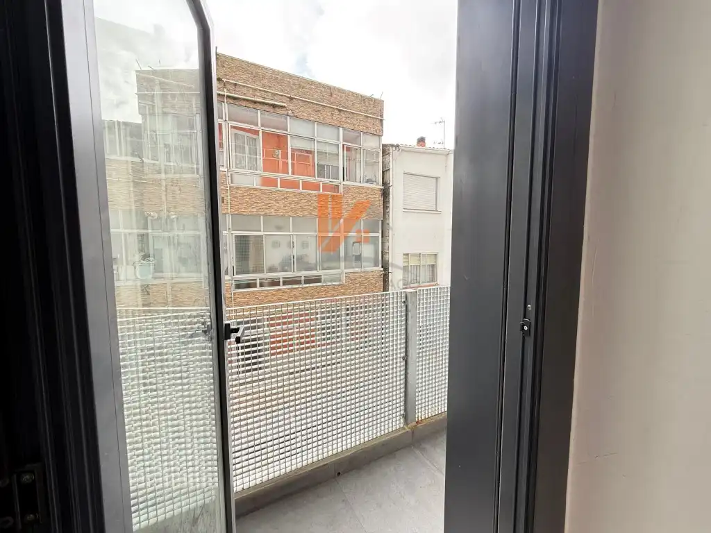 Apartamento en venta en Rua Puente Reina, Concheiros - Fontiñas