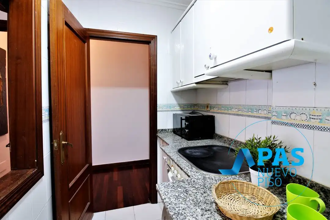 Cocina de Piso en venta en Camargo con Terraza, Trastero y Amueblado