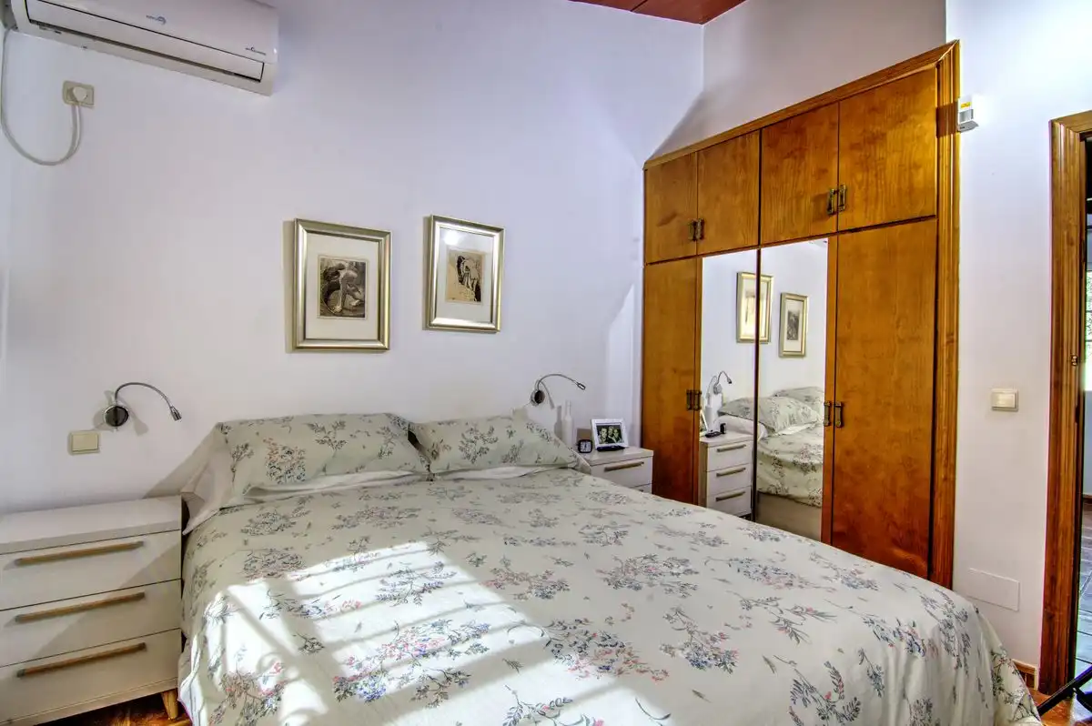 Casa rústica amb terrassa en venda a Av. 8 de Marzo, imagen 17