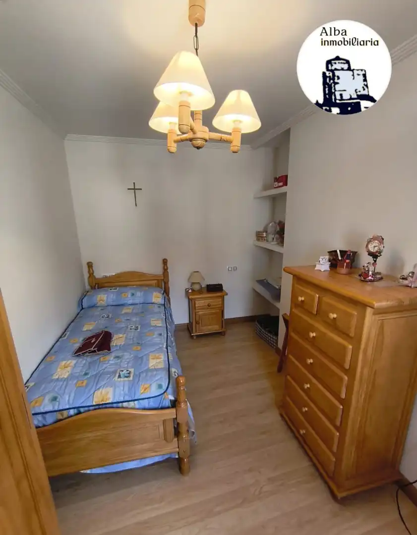 Dormitori de Casa o xalet en venda en Galinduste amb Moblat