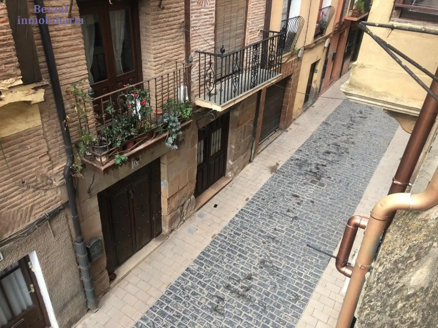 Vista exterior de Piso en venta en Navarrete