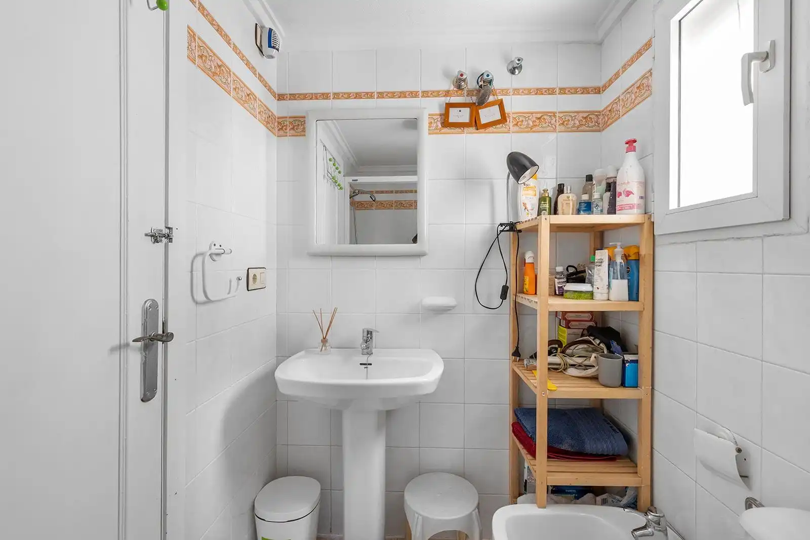 Bathroom of Houses for sale in Torrevieja  with Terrace, Furnished and Community pool