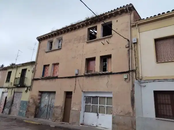 Vista exterior de Pis en venda en Huesca