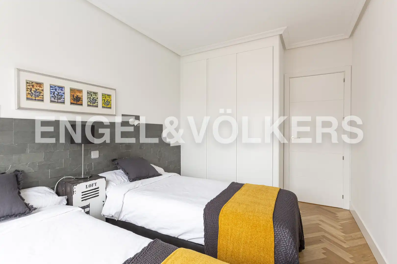Bedroom of Attic for rent in Madrid  with Air Conditioner, Heating and Parquet flooring