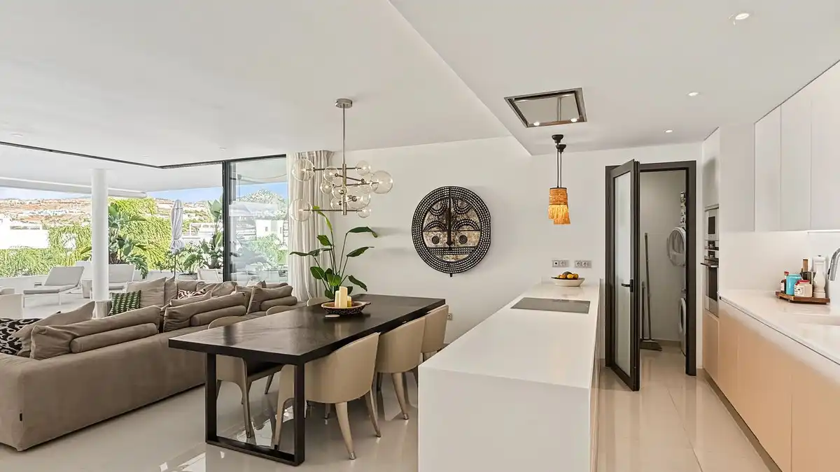 Esszimmer von Wohnungen zum Verkauf in Estepona mit Klimaanlage, Terrasse und Abstellraum