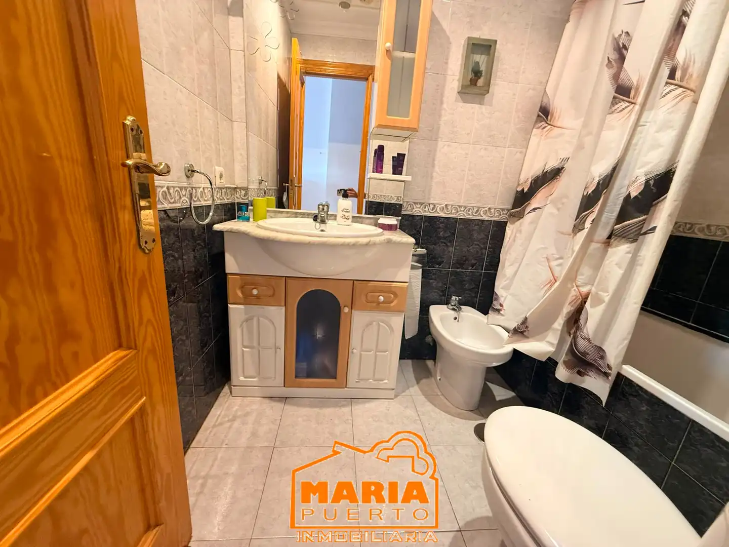 Baño de Piso en venta en Málaga con Terraza y Trastero