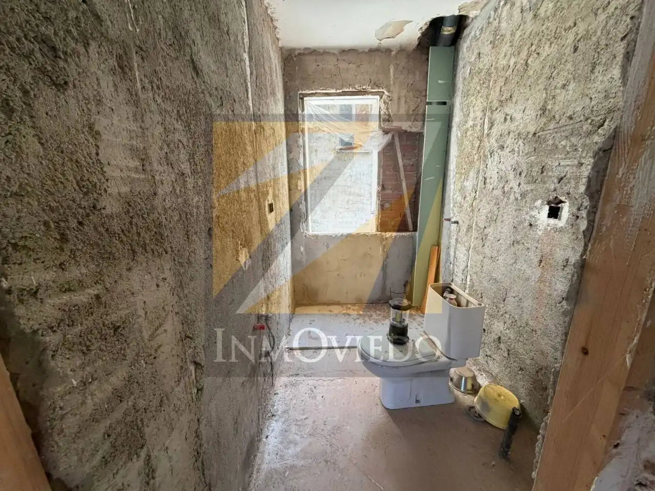 Flat for sale in Oviedo   with Heating