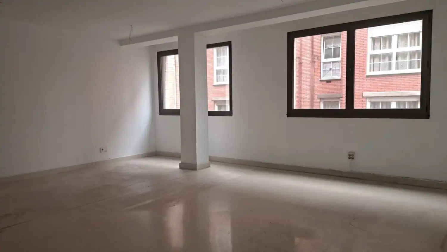Bedroom of Office for rent in Gijón 