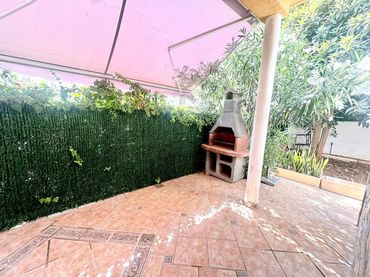 Xalet amb jardí en venda a DE LA LUNA 1