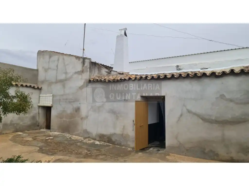 Casa o xalet en venda a Calle San Julián, 3, La Puebla de Almoradiel