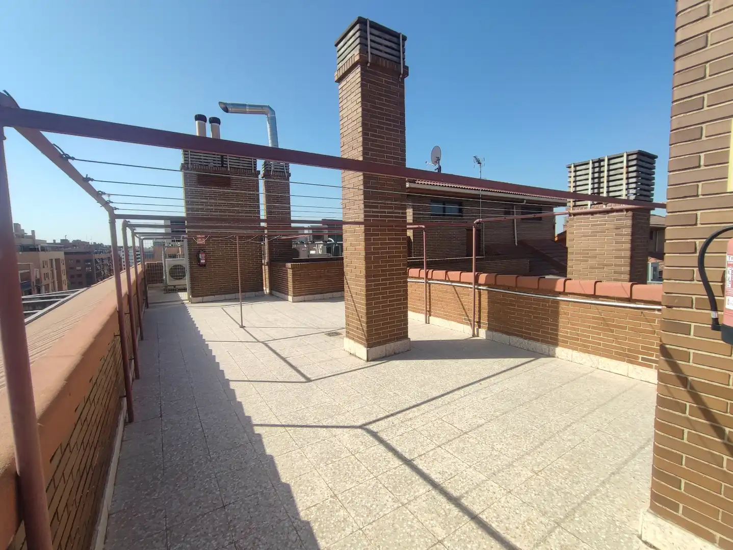 Terraza de Piso en venta en Madrid con Calefacción, Terraza y Horno