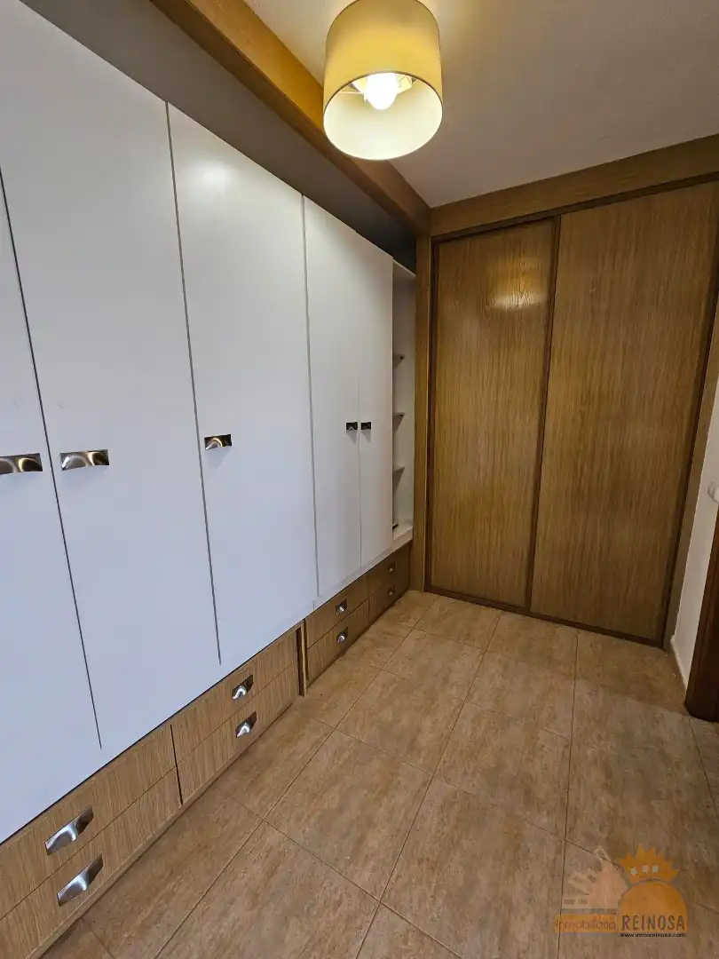 Schlafzimmer von Einfamilien-Reihenhaus zum Verkauf in Molina de Segura mit Klimaanlage, Heizung und Privatgarten