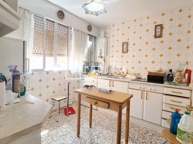Kitchen of Flat for sale in  Madrid Capital  with Heating