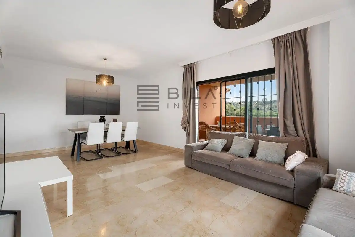 Piso con piscina en venta en Urb. Mirador de Santa María Golf, imagen 7