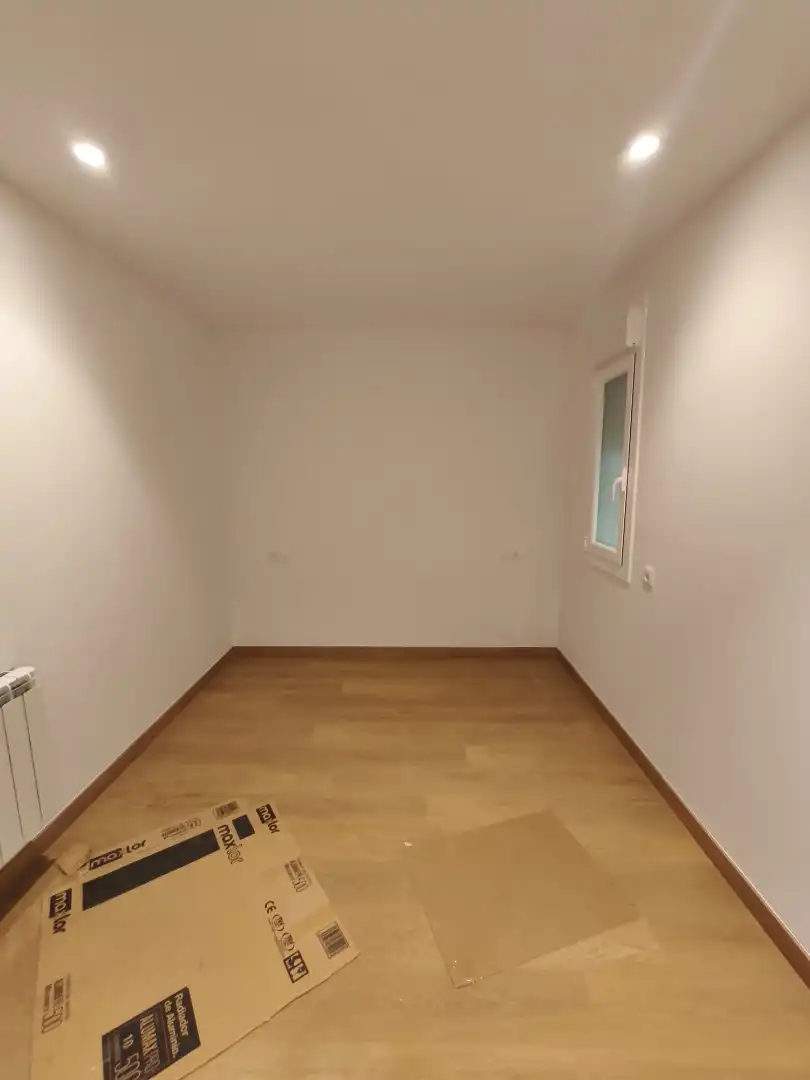 Wohnung zum Verkauf in Ourense Capital  mit Heizung, Parkett und Ofen