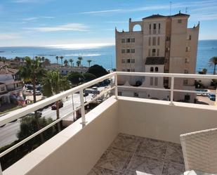 Vista exterior de Apartament de lloguer en Benalmádena amb Terrassa i Piscina