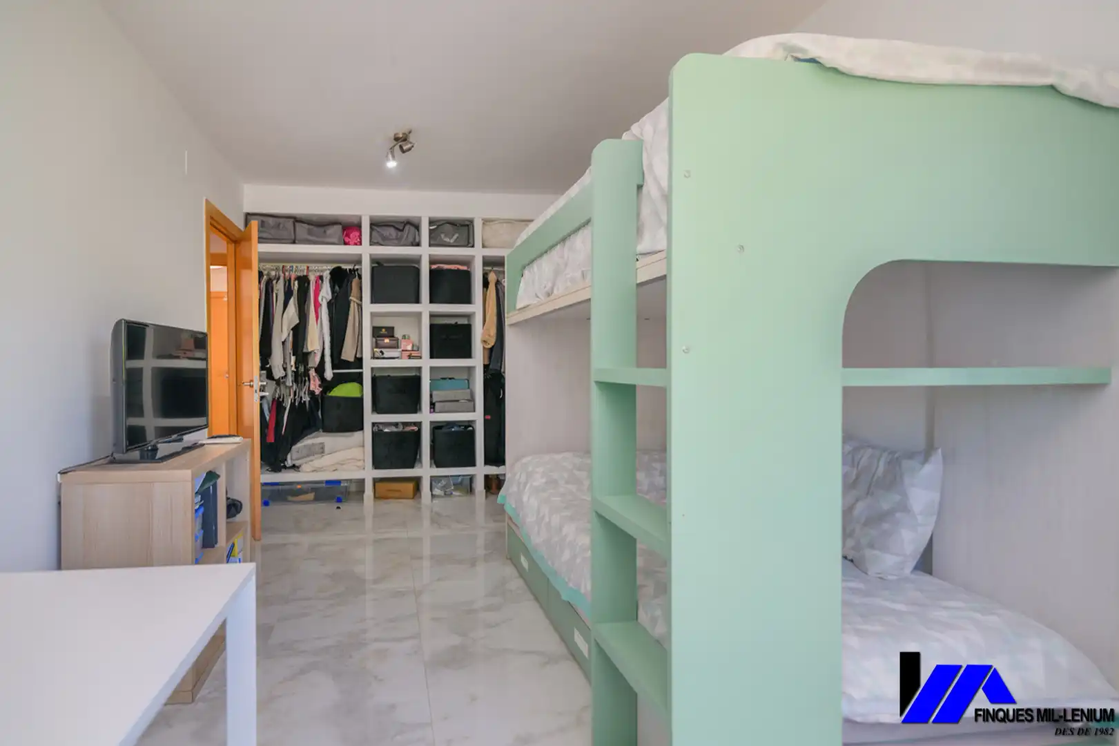 Habitación de Dúplex en venta en Gavà con Aire acondicionado, Calefacción y Parquet