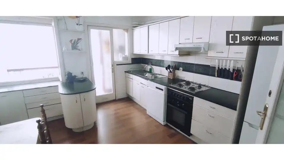Kitchen of Flat for rent in Barcelona  with Air Conditioner, Heating and Furnished