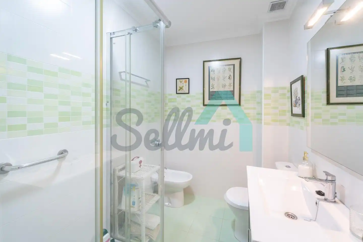 Baño de Casa o chalet de alquiler en Ribadesella con Jardín privado, Parquet y Terraza