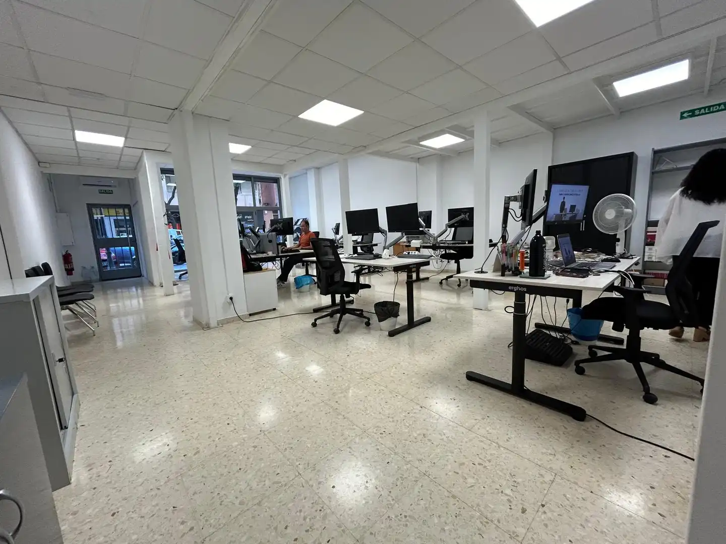 Business premises for sale in Carrer de Nicolau Primitiu Gómez, imagen 4