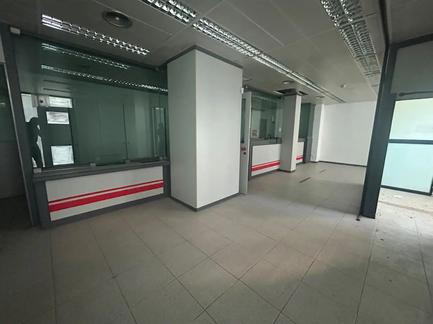 Local comercial en venda a Carrer del Vallespir, imagen 3