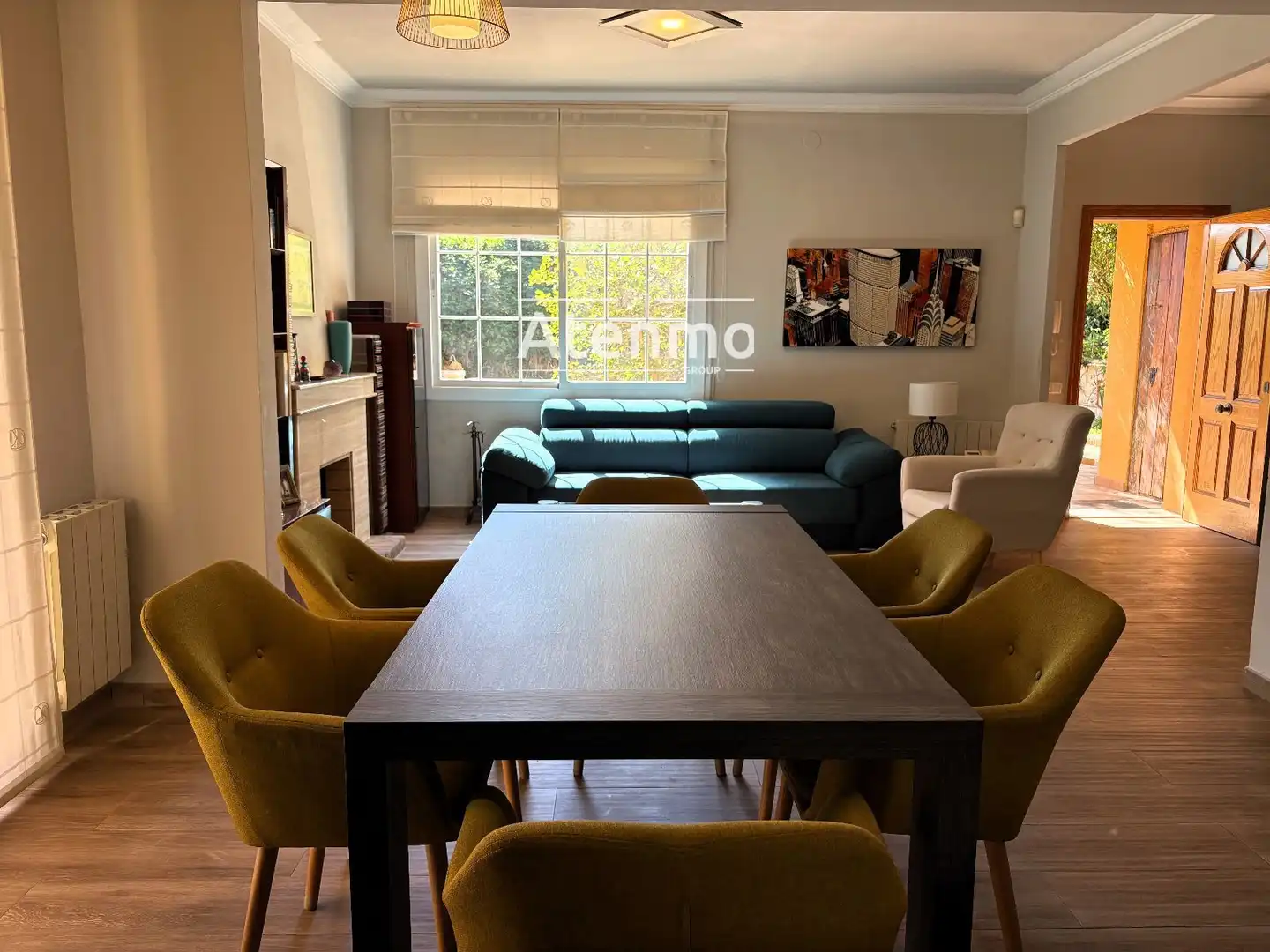 Comedor de Casa o chalet en venta en Barcelona con Aire acondicionado, Calefacción y Jardín privado