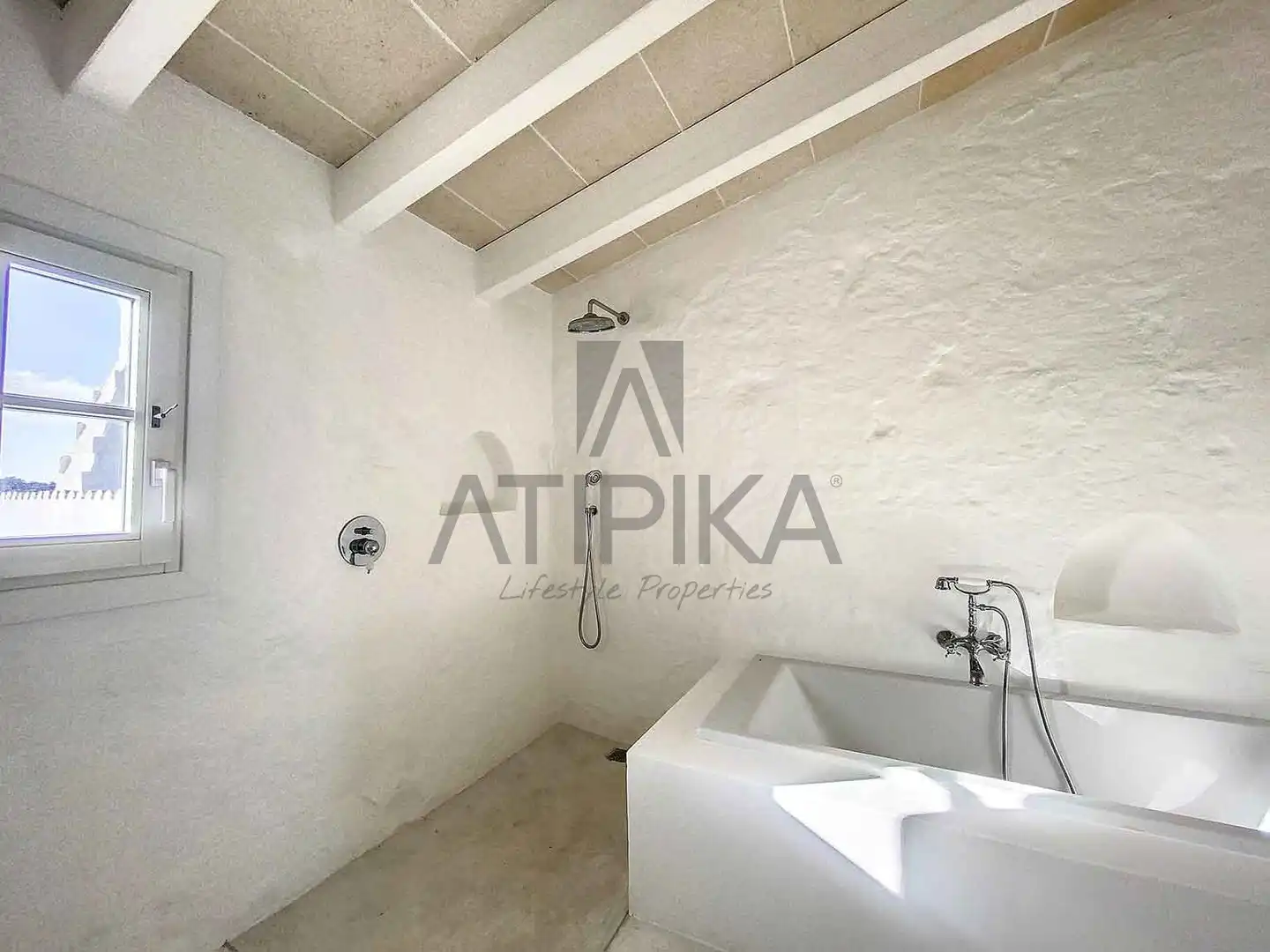 Badezimmer von Country house zum Verkauf in Alaior mit Heizung, Terrasse und Schwimmbad
