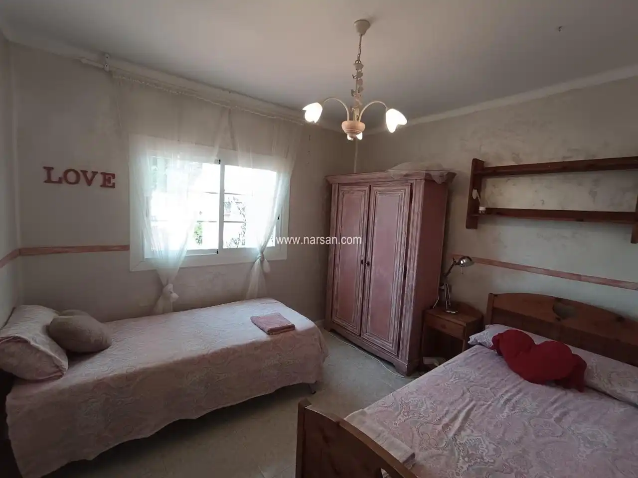 Habitación de Casa o chalet en venta en Benicasim / Benicàssim con Aire acondicionado, Calefacción y Terraza