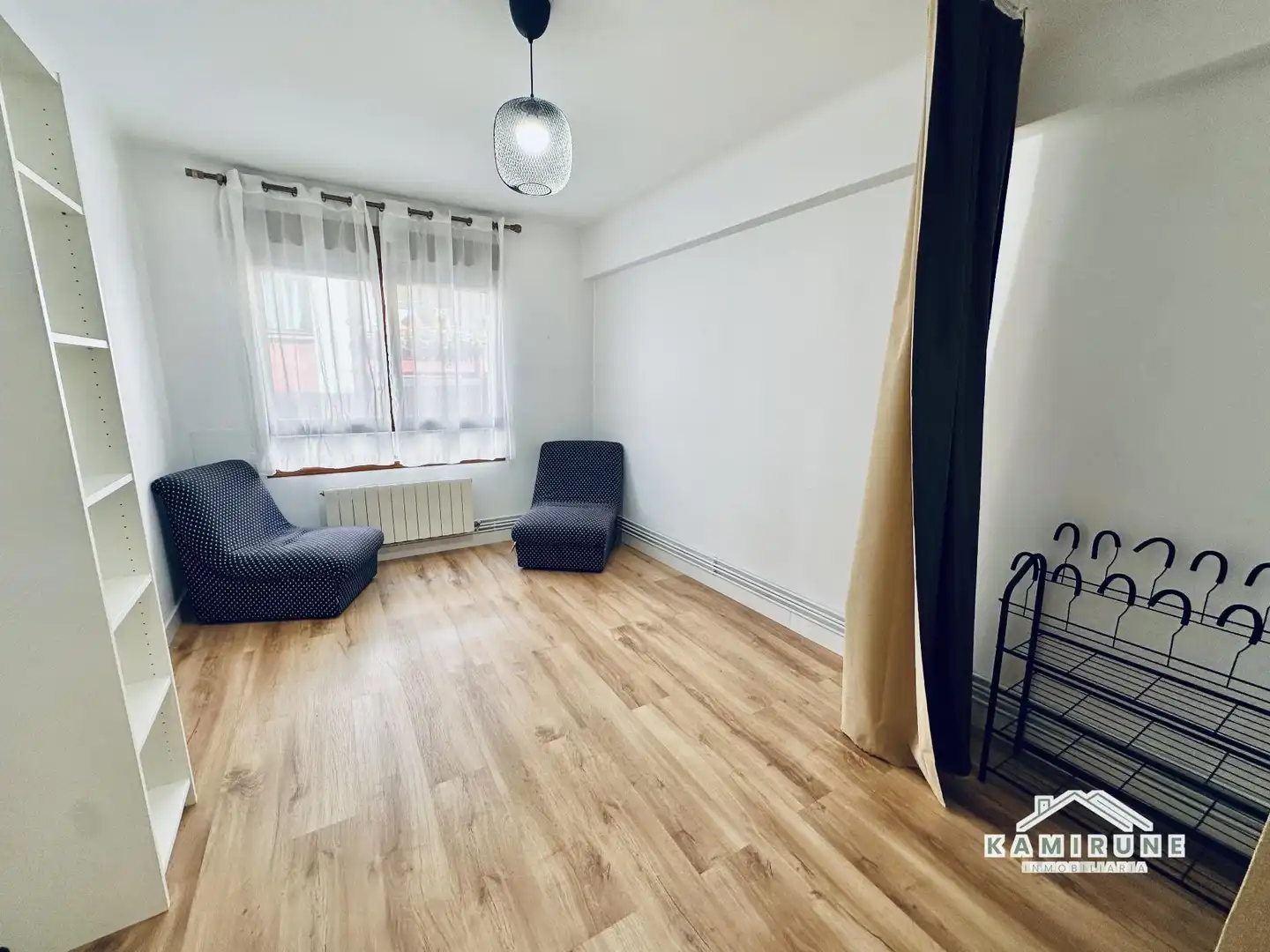 Habitación de Piso en venta en Bilbao  con Calefacción, Terraza y Trastero