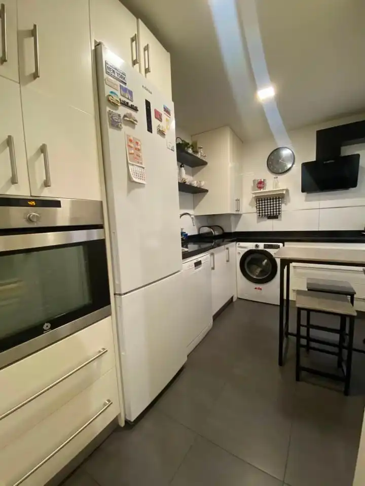 Cocina de Piso en venta en León Capital  con Calefacción y Terraza