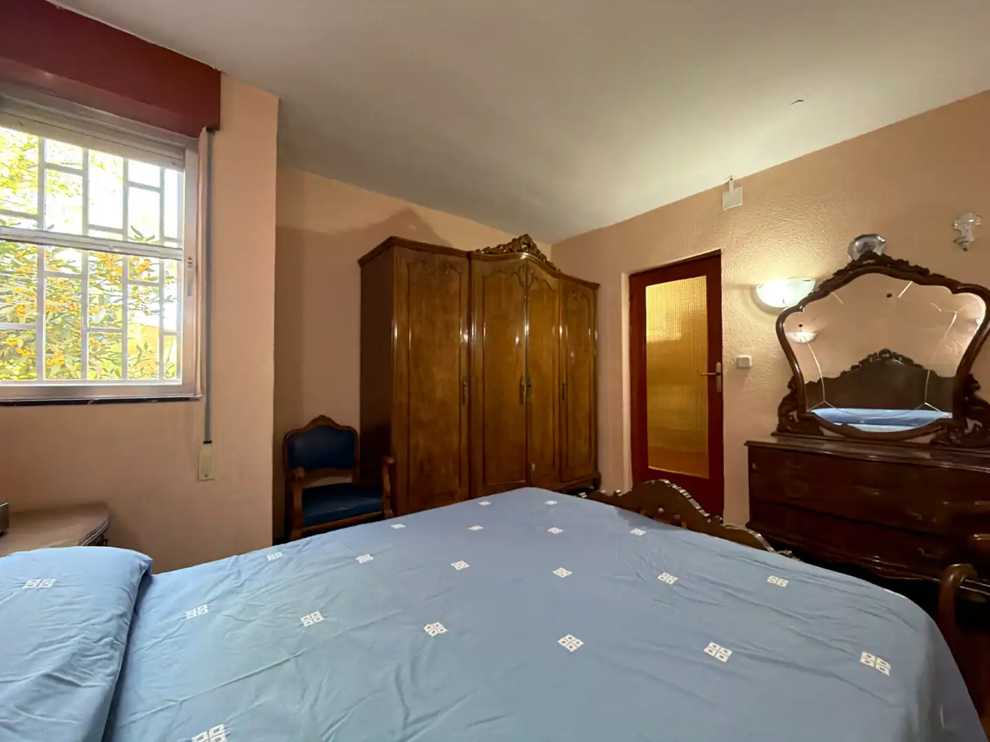 Bedroom of Flat for sale in Madrid  with Air Conditioner, Heating and Furnished
