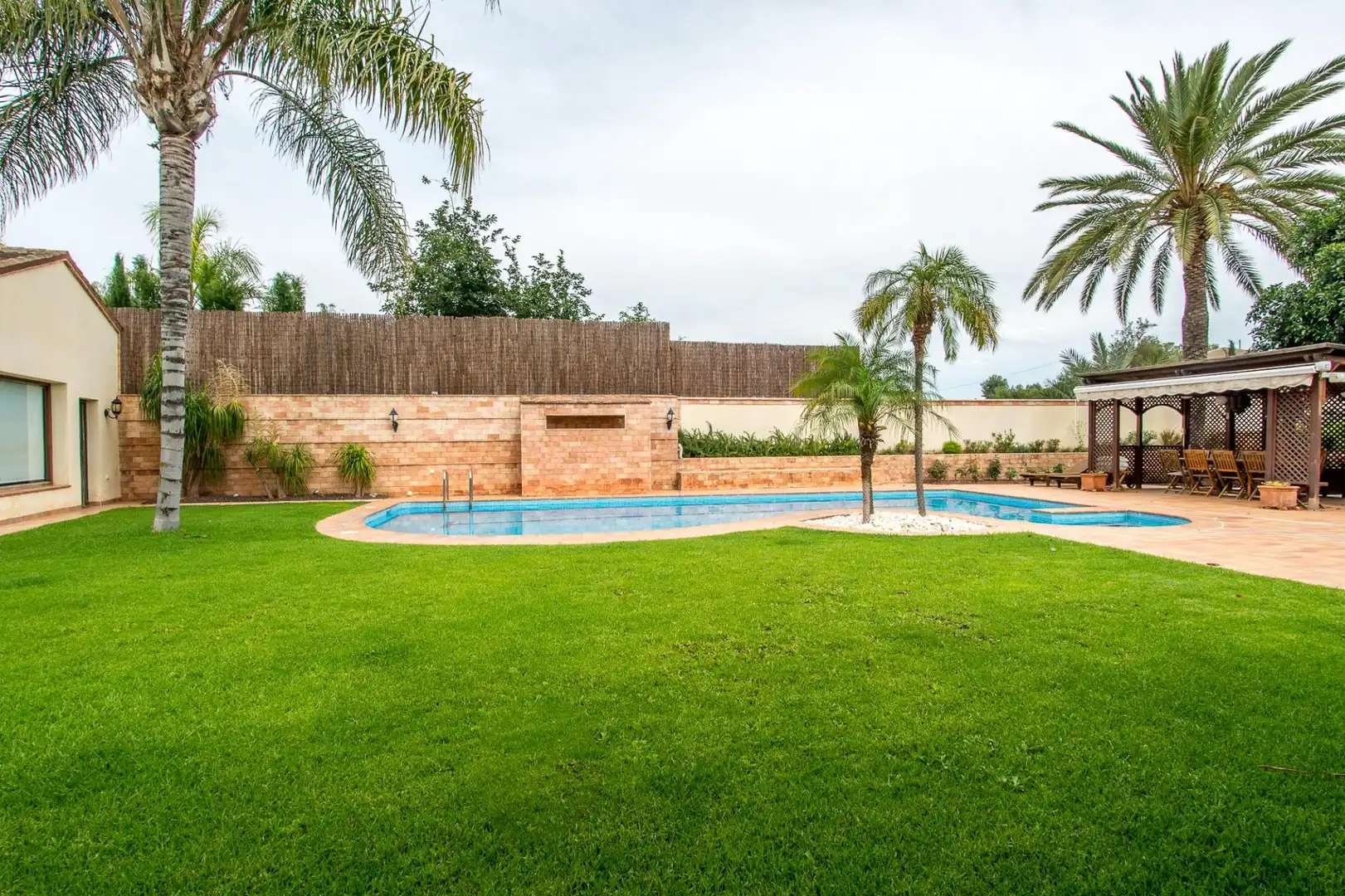 Schwimmbecken von Haus oder Chalet zum Verkauf in Molina de Segura mit Klimaanlage, Heizung und Privatgarten