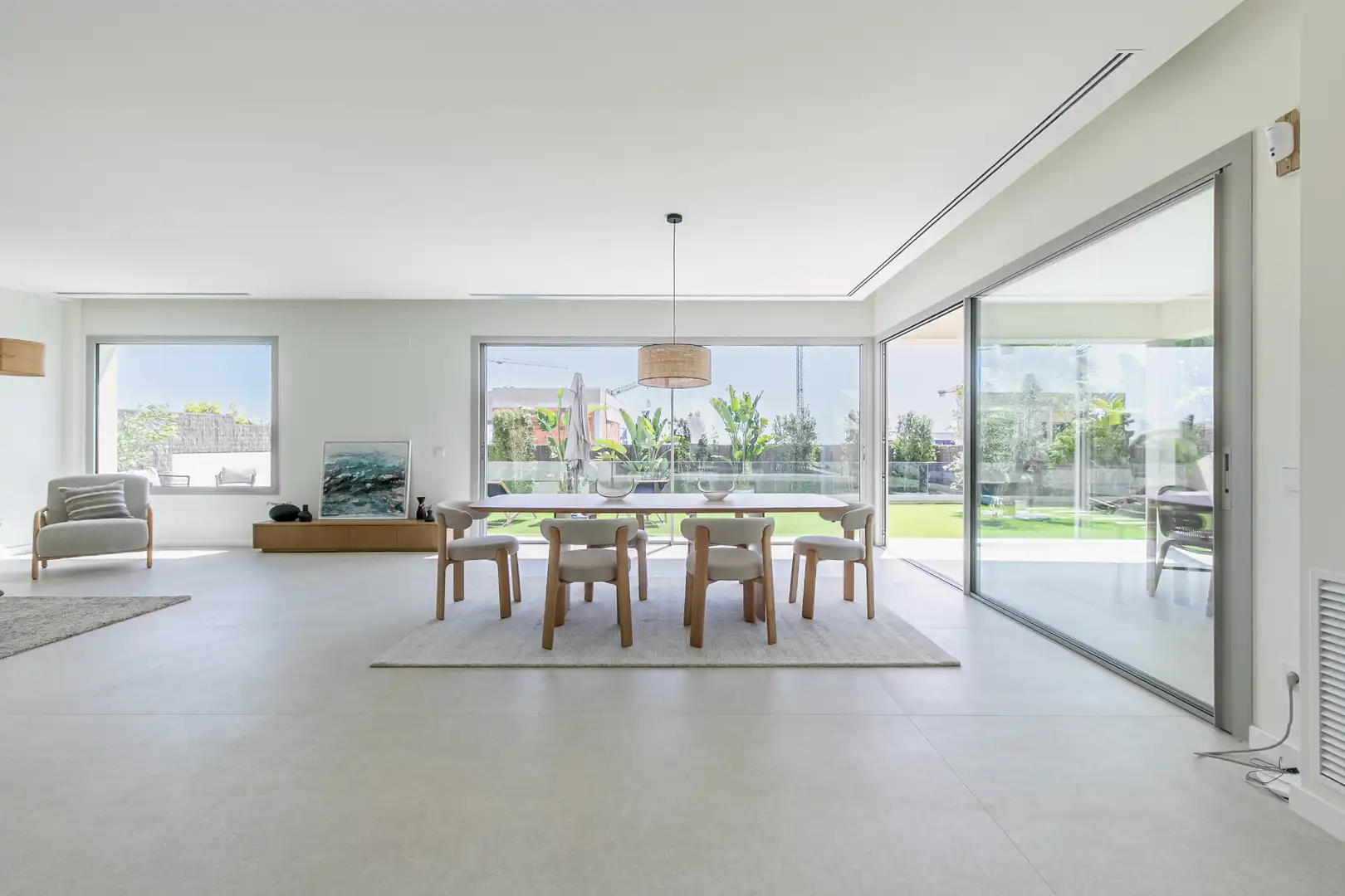 Esszimmer von Haus oder Chalet zum Verkauf in Sitges mit Klimaanlage, Heizung und Privatgarten