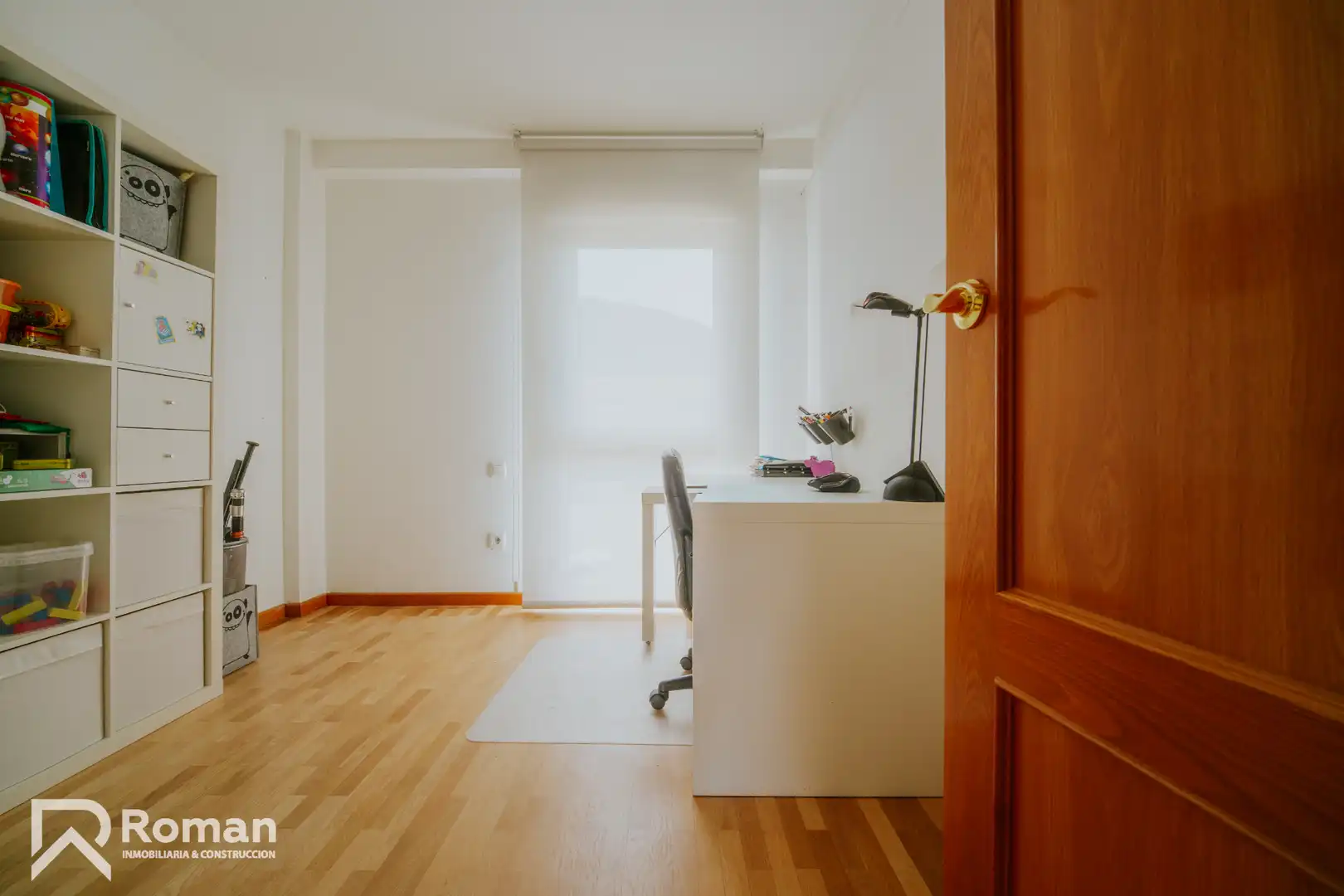 Habitación de Casa adosada en venta en Ezcabarte con Calefacción, Parquet y Terraza