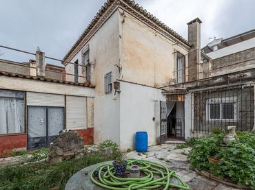 Adossat amb jardí en venda a Calle ANTONIO MACHADO
