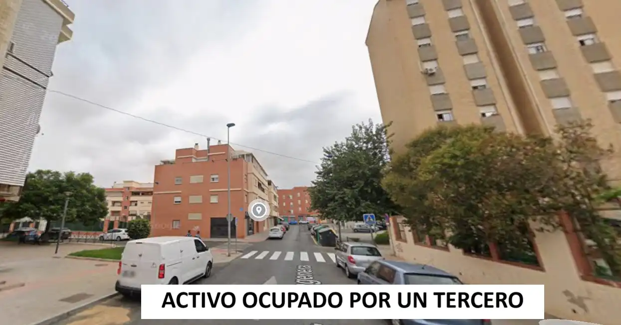 Piso en venta en Calle Tesoro de la Aliseda, La Florida - Vistalegre