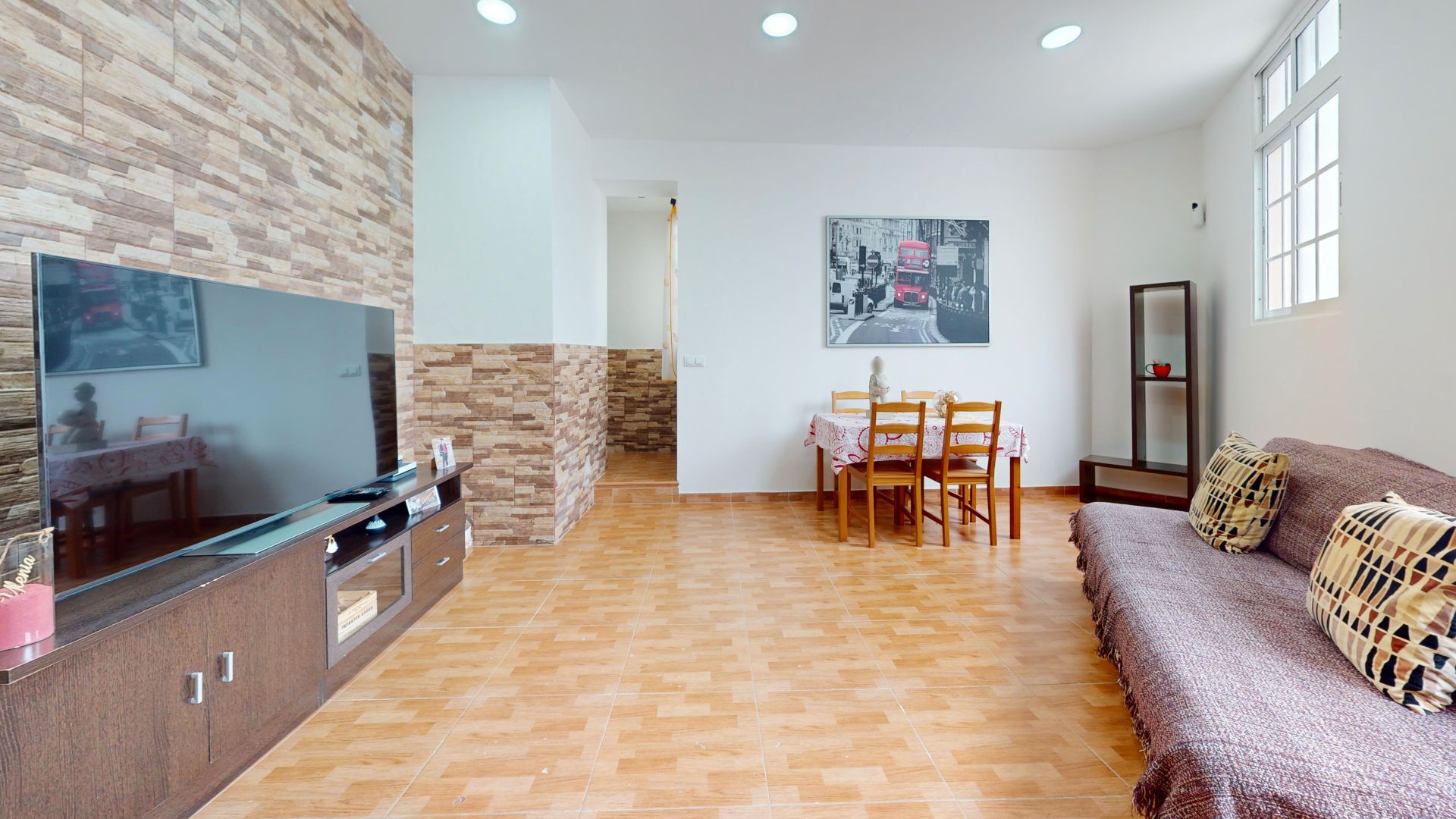 Sala d'estar de Pis en venda en Las Palmas de Gran Canaria amb Terrassa, Traster i Moblat