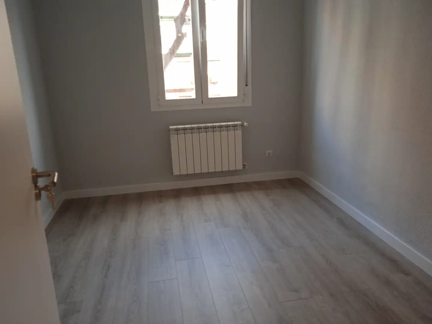 Schlafzimmer von Wohnung zur Miete in Madrid mit Klimaanlage, Heizung und Parkett