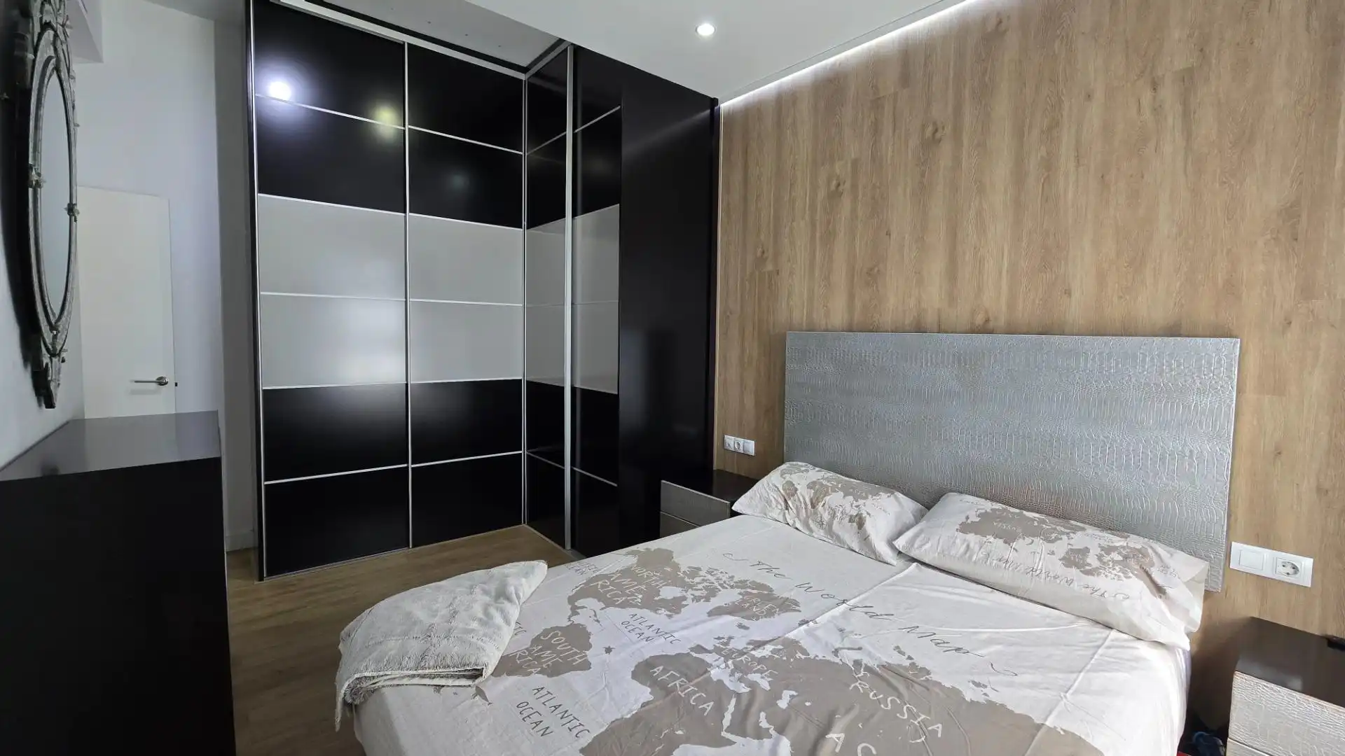 Habitación de Planta baja en venta en Elche / Elx con Trastero y Amueblado