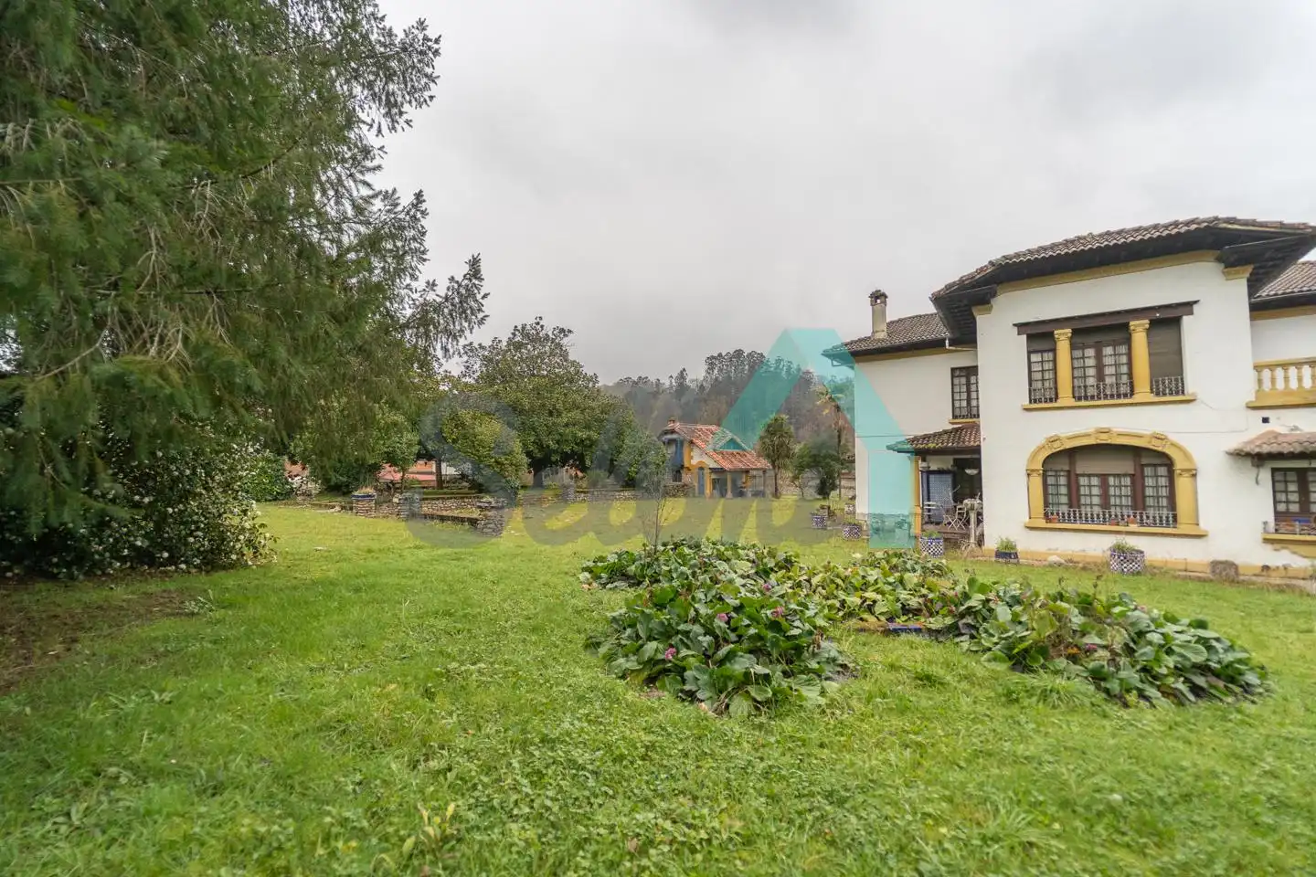 Casa o xalet en venda en Piloña amb Jardí privat, Parquet i Terrassa