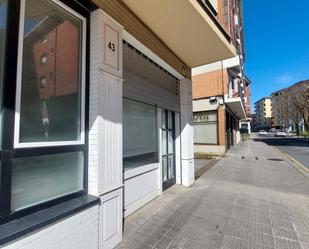 Vista exterior de Local en venda en Getxo 