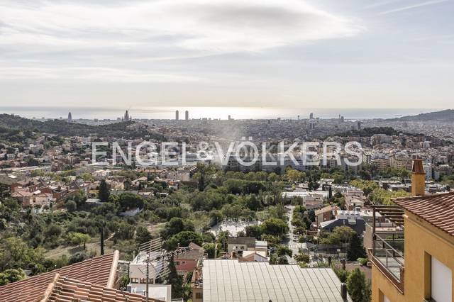 Casa-chalet en Venta en Vallcarca i els Penitents