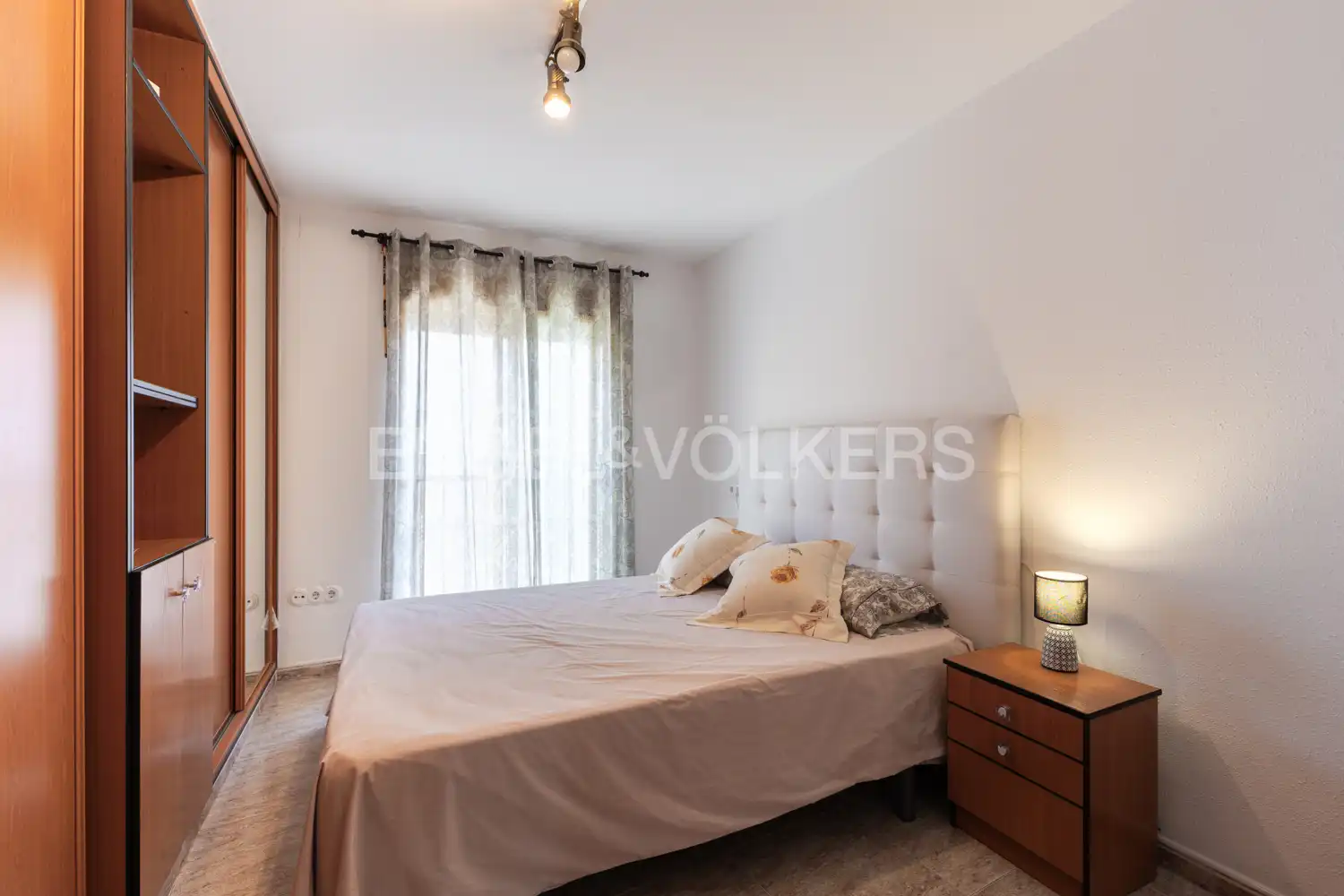 Habitación de Casa o chalet en venta en Paterna con Aire acondicionado, Calefacción y Terraza