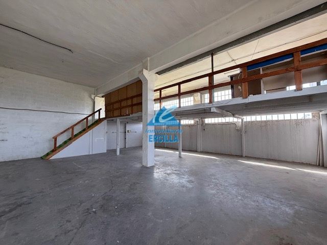 Nau industrial de lloguer en Lezama