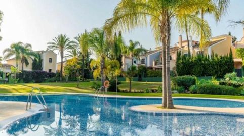 Foto 2 de Casa adosada de alquiler en Guadalmina Alta, Marbella